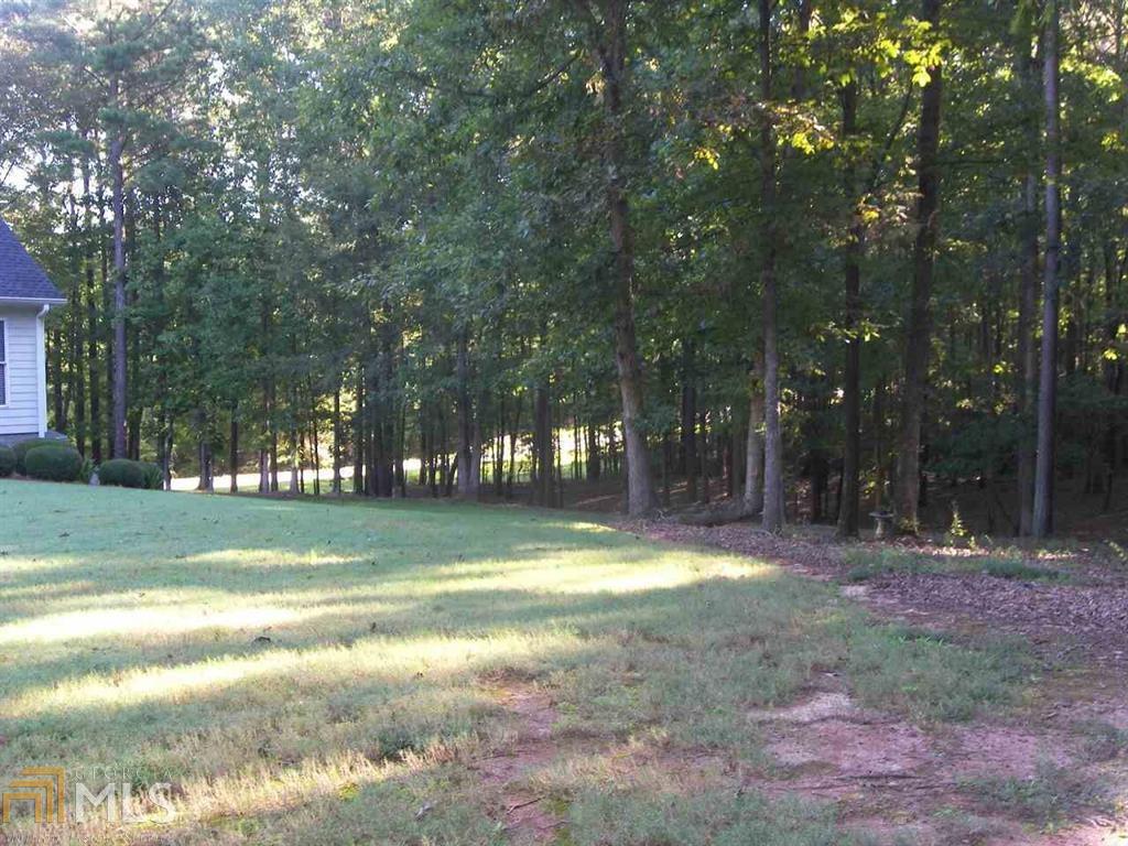 288 E Riverbend Dr
