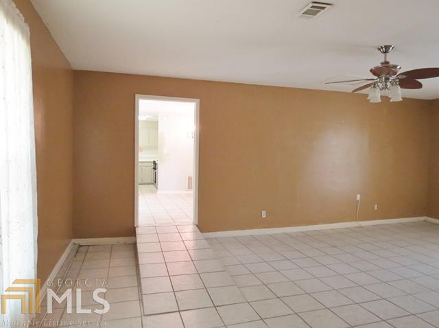 1041 N Pine Knoll Dr
