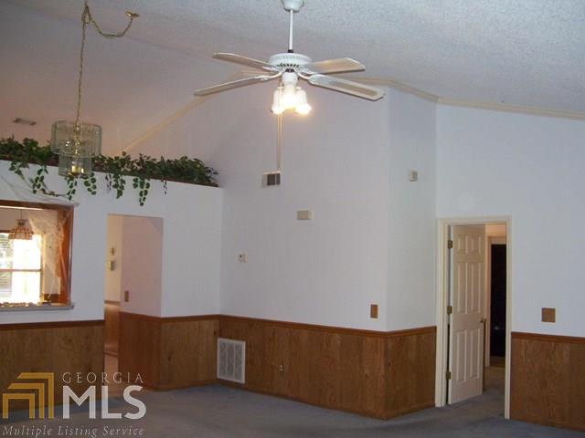 121 Miller Ct