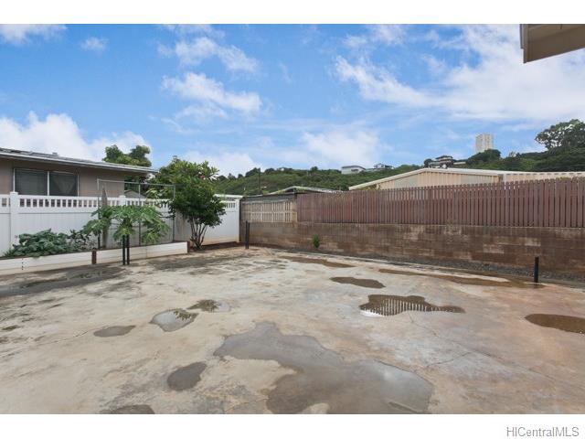 98-347 Ponokiwila St