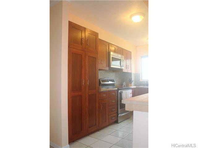 For Sale: 91-613 Kilaha St #APT 71 Ewa Beach, HI 96706