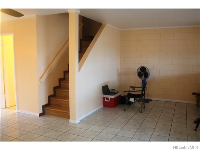 For Sale: 91-613 Kilaha St #APT 71 Ewa Beach, HI 96706