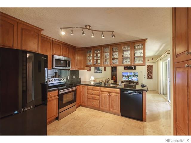 For Sale: 535 Keolu Dr #APT D Kailua, HI 96734