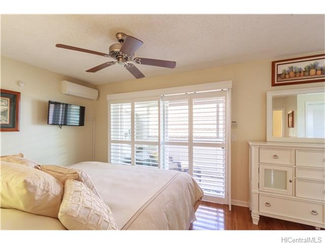 For Sale: 535 Keolu Dr #APT D Kailua, HI 96734