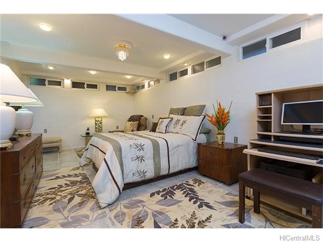 For Sale: 47-568 Nenehiwa Pl Kaneohe, HI 96744