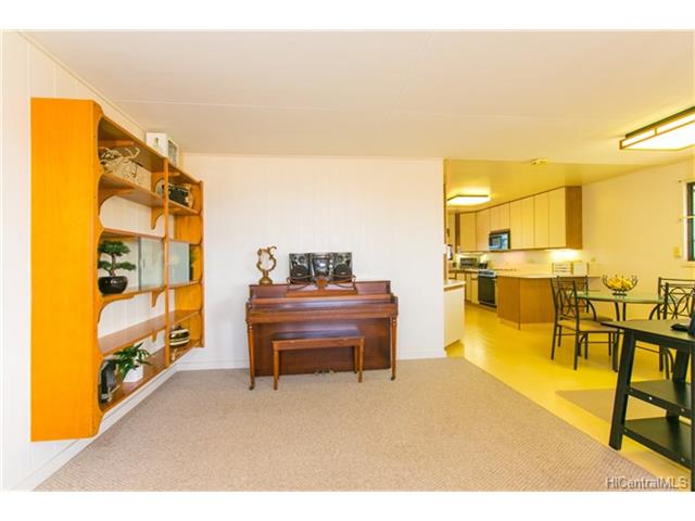 1320 Hoohulu St