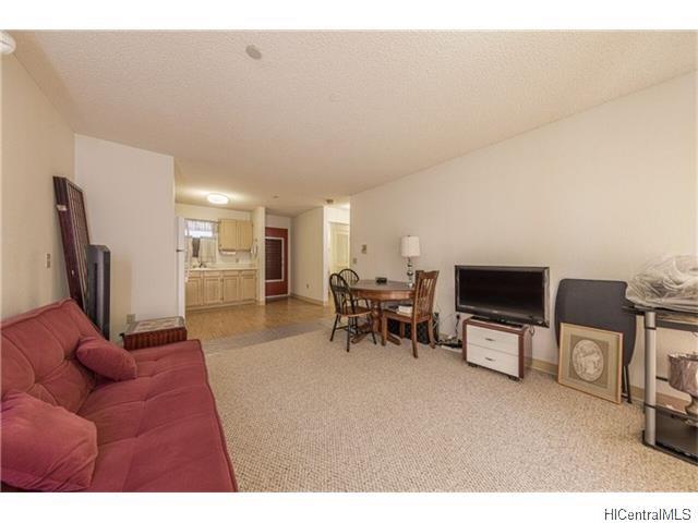 For Sale: 95-1050 Makaikai St #13K Mililani, HI 96789