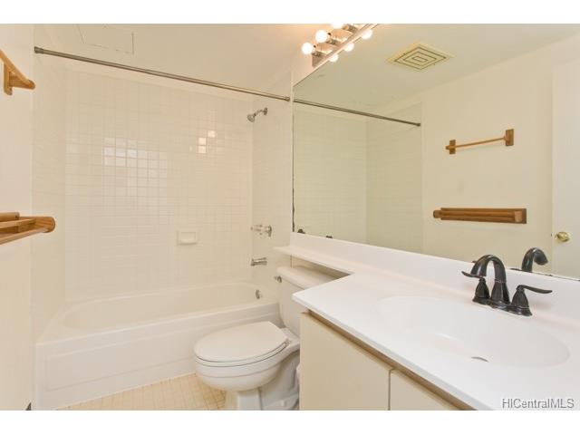 94-1469 Waipio Uka St #U101