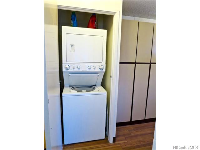 For Sale: 1401 Lusitana St #506 Honolulu, HI 96813