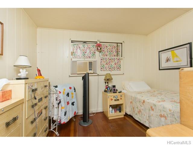 For Sale: 2463 Kekuanoni St Honolulu, HI 96813