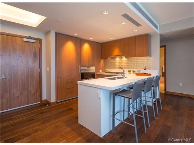 1555 Kapiolani Blvd #1406