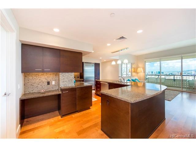 1221 Victoria St #3203