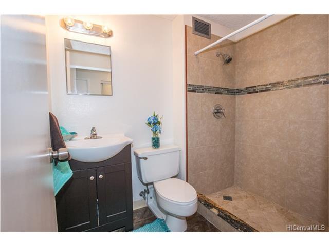 445 Kaiolu St #310