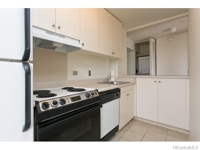 For Sale: 2345 Ala Wai Blvd #APT 1118 Honolulu, HI 96815