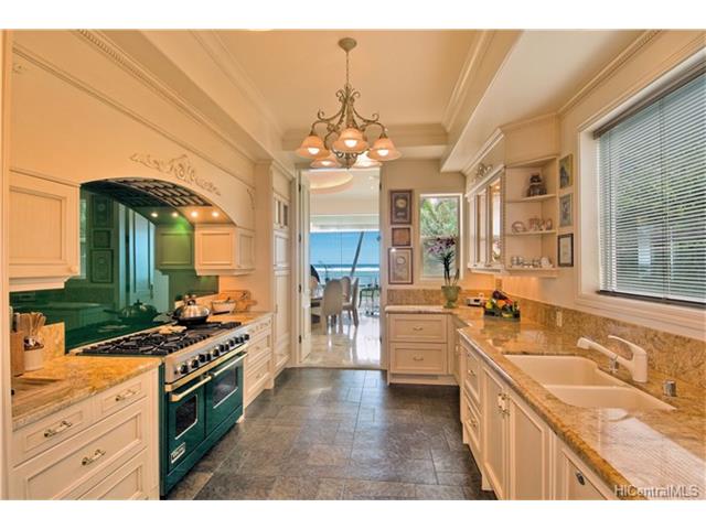 4461 Kahala Ave