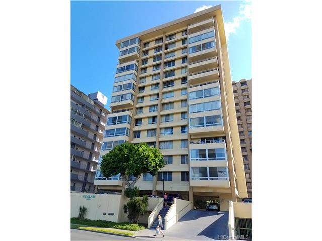 2465 Ala Wai Blvd #402