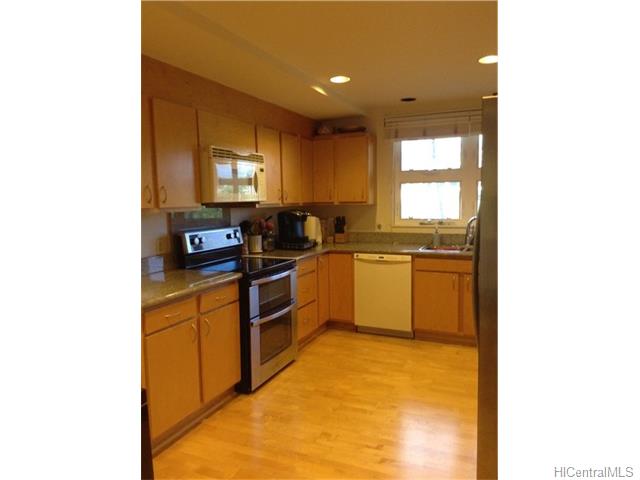 1021 Koko Head Ave