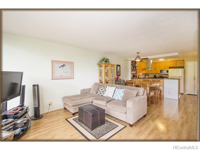 3138 Waialae Ave #721