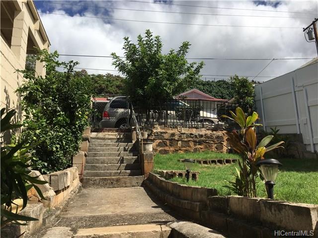 2355 Makanani Dr