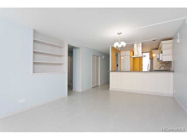 1128 Ala Napunani St #808