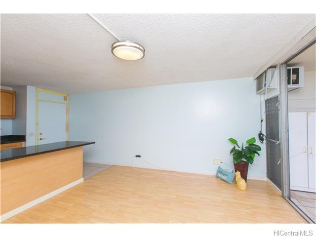 1250 Richard Ln #404