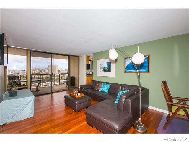 For Sale: 1201 Wilder Ave #1802 Honolulu, HI 96822