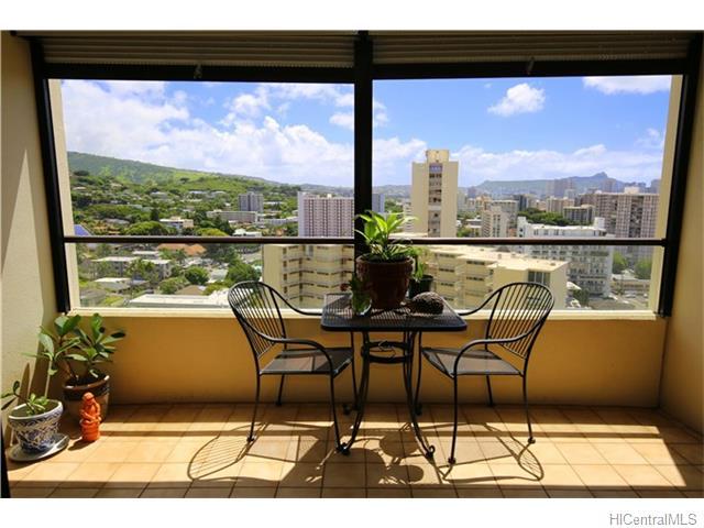 1717 Mott Smith Dr #1905