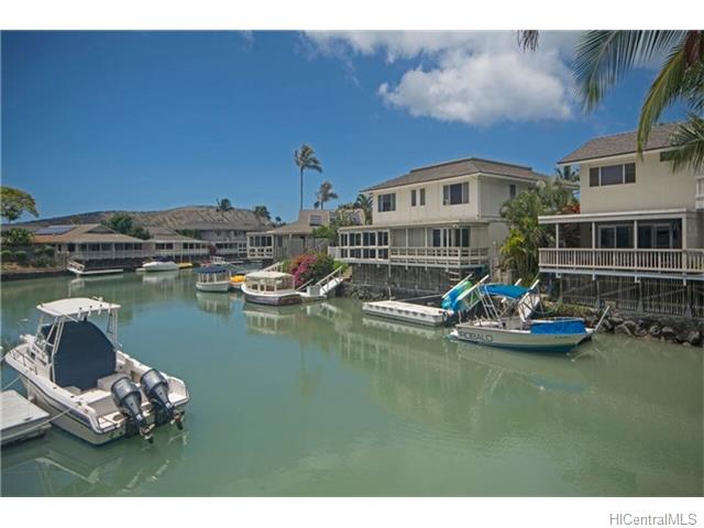 For Sale: 301 Opihikao Pl #APT 472 Honolulu, HI 96825