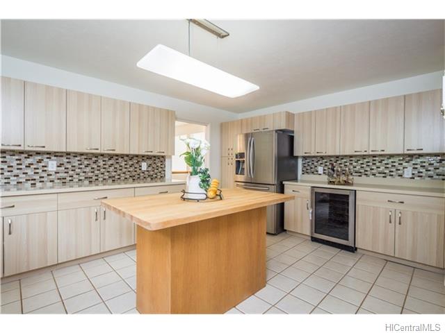 1090 Kamookoa Pl