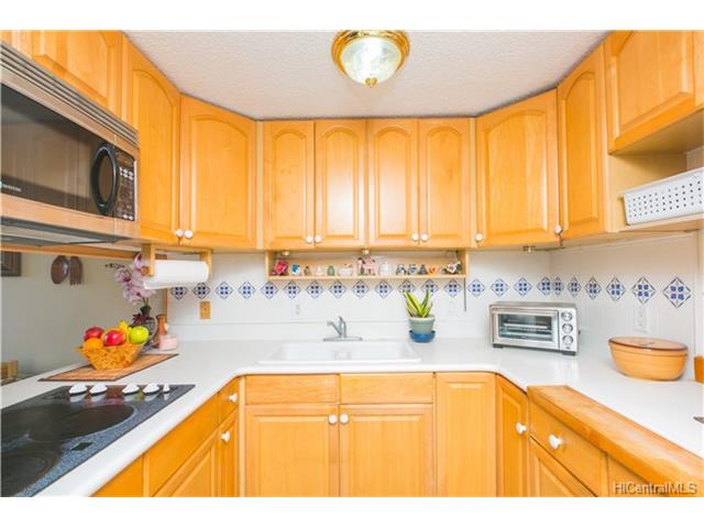 2542 Date St #1104