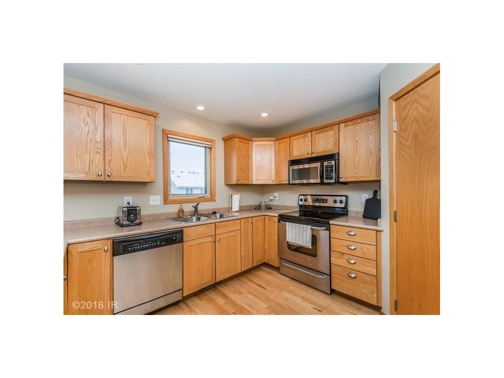 1226 Rosewood Dr