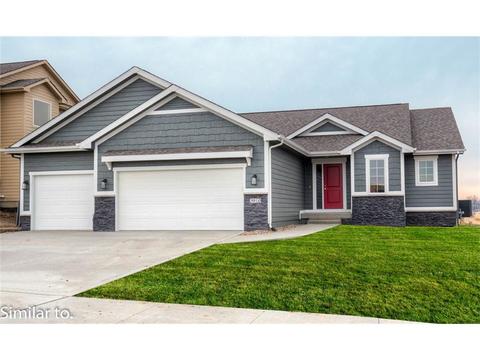 5229 Texas Cir