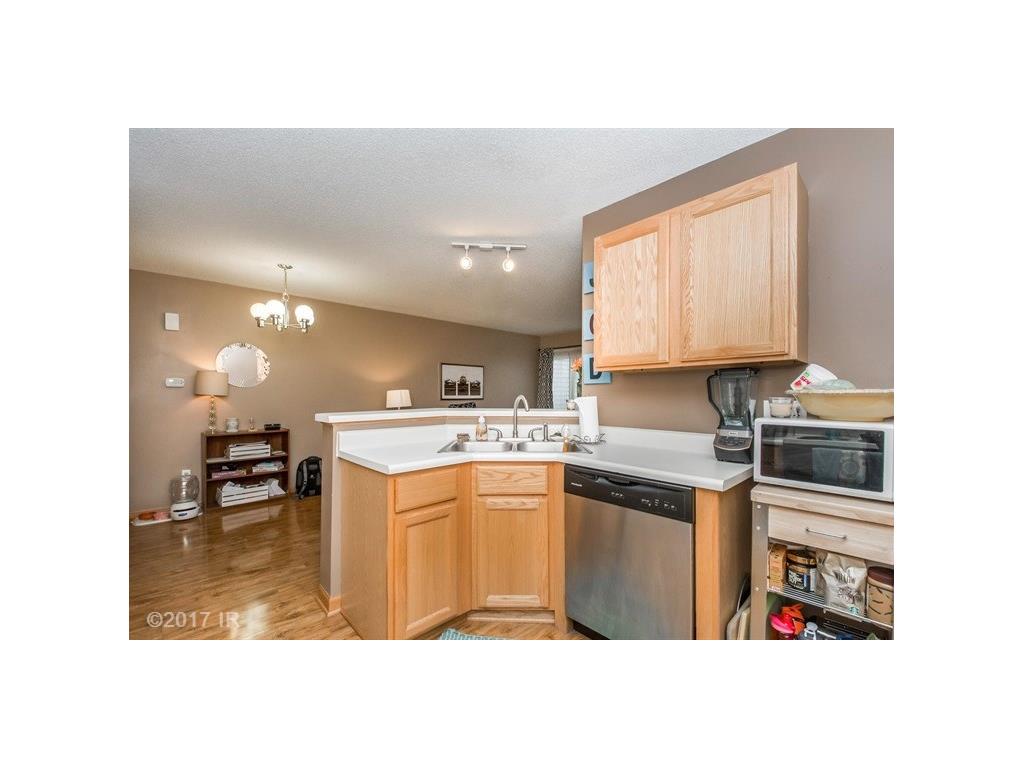 3043 SW Sharmin Ln