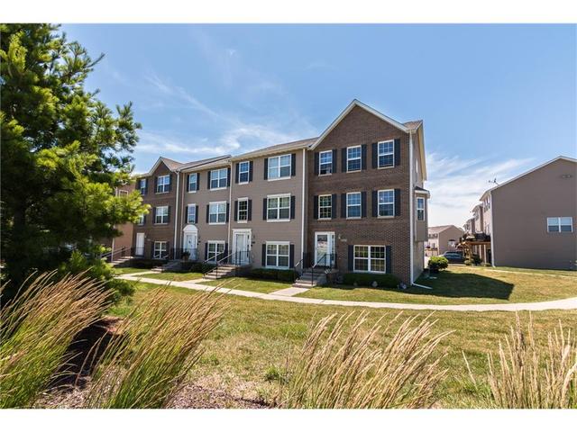 2514 NE Oak Dr #4