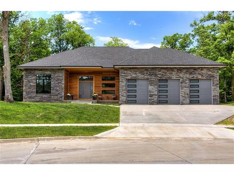 8509 NW Newgate Dr