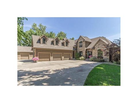 8509 NW Newgate Dr