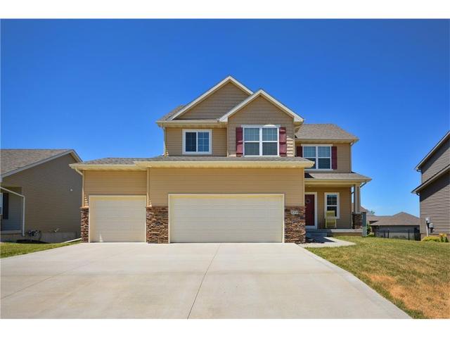 701 NW Boulder Point Cir