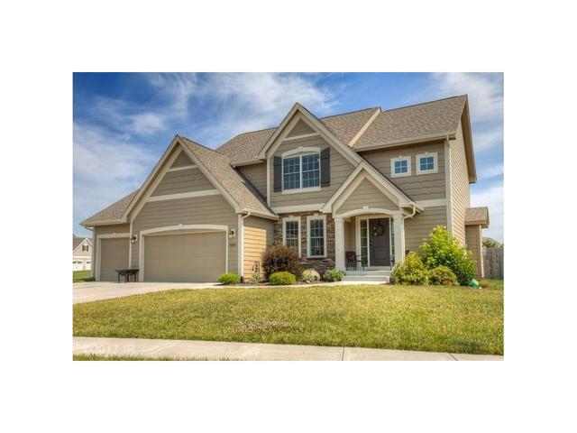 701 NW Boulder Point Cir