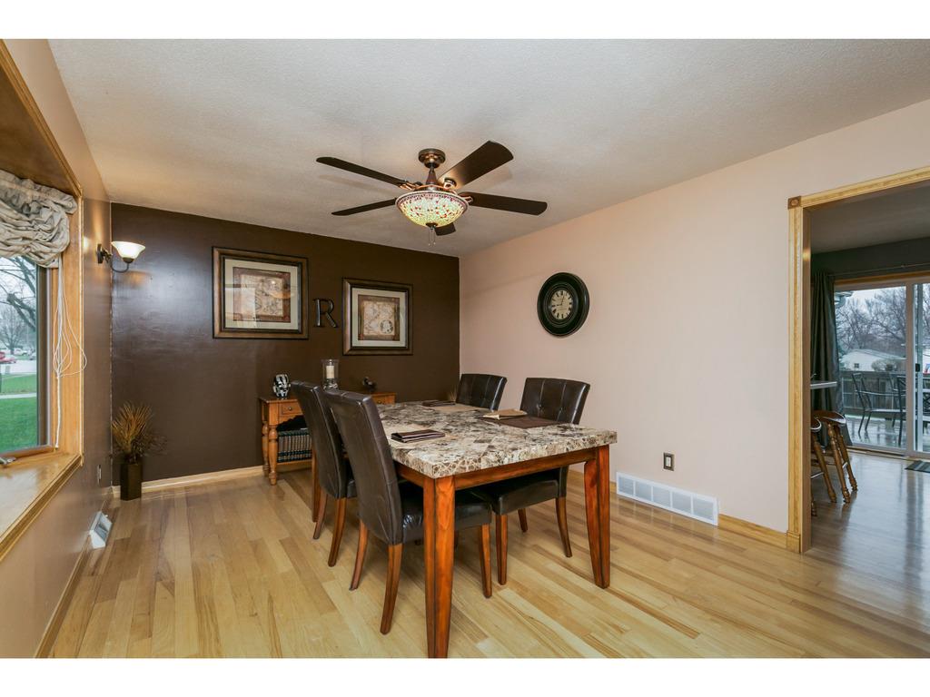 15401 Walnut Hills Dr