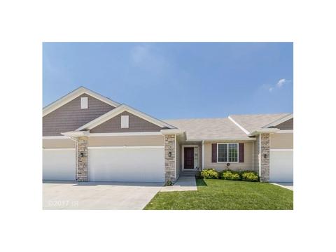 6066 Bradford Ln