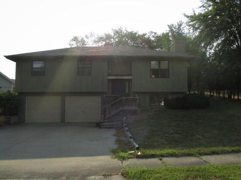 120 Amsterdam Dr