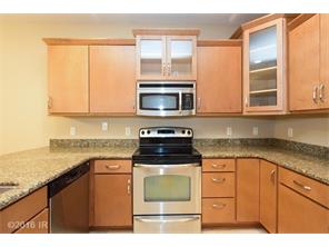 For Sale: 255 S 41st St #118 West Des Moines, IA 50265