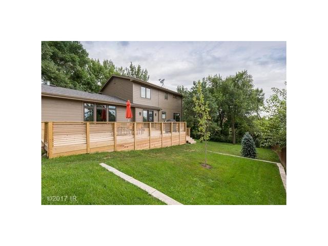 6 SE Place Davray St
