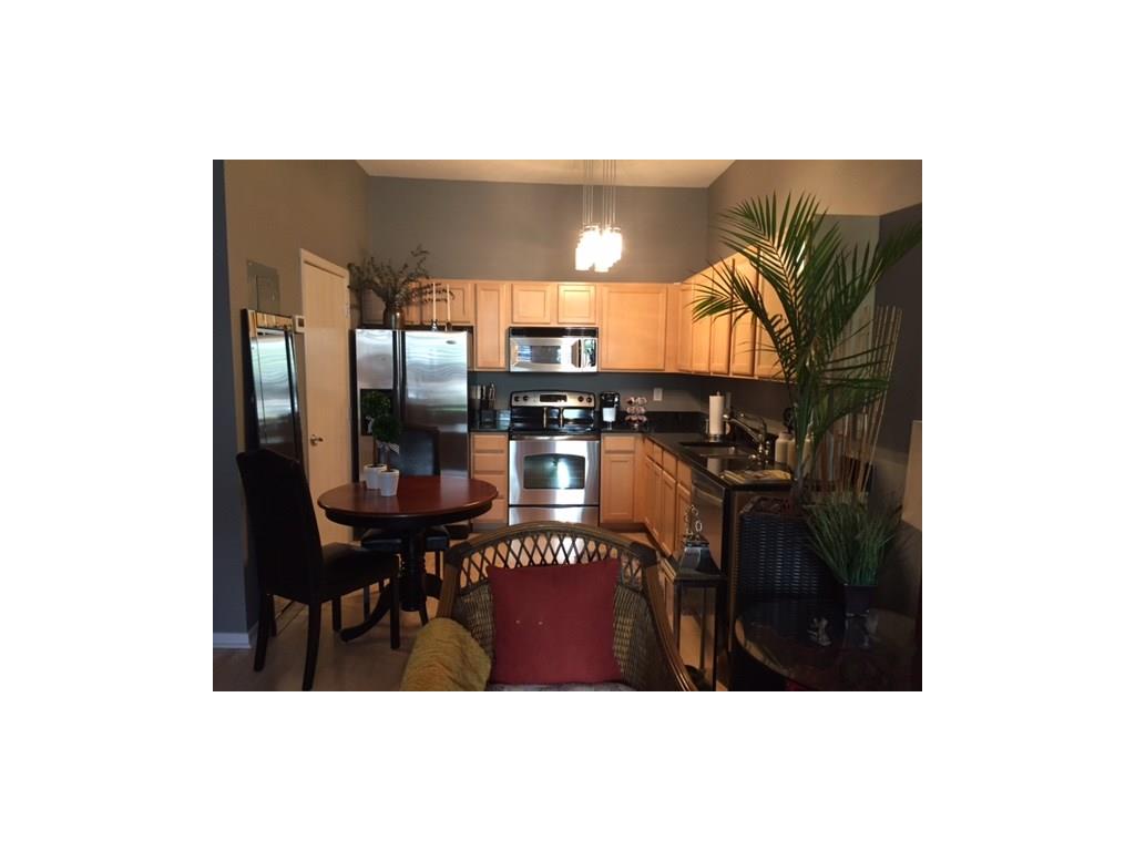 400 Walnut St #905