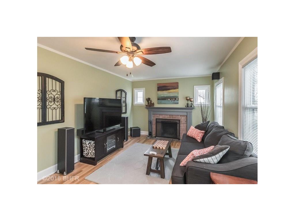 3939 Lincoln Place Dr