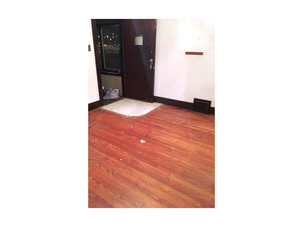 4004 Franklin Ave