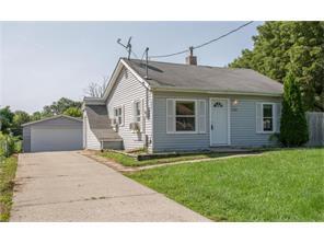 2211 E 39th Ct