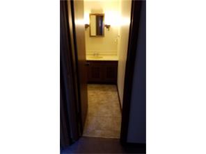 7815 Douglas Ave #204