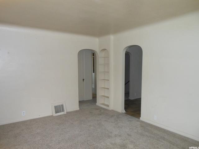 638 W Maple