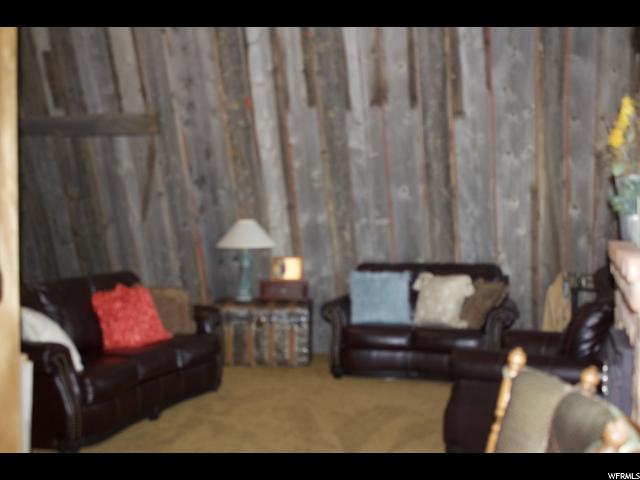 6048 E Cub River Rd